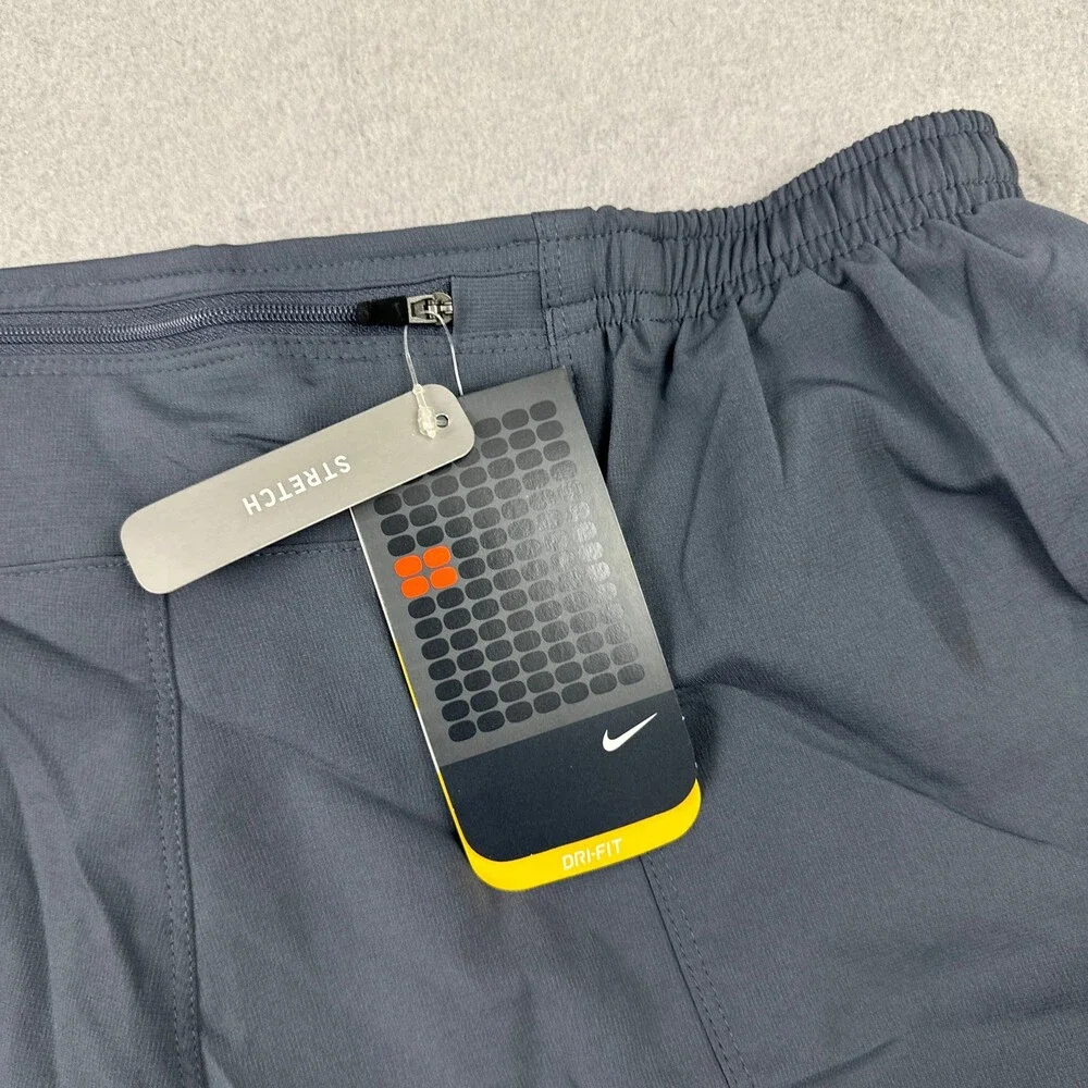 Nike shorts size